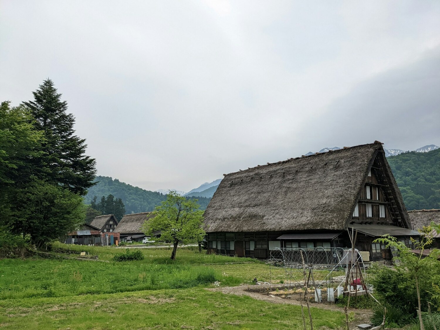 Сиракава-го    