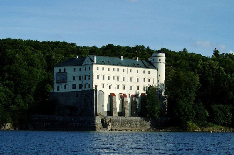 Замок Орлик  