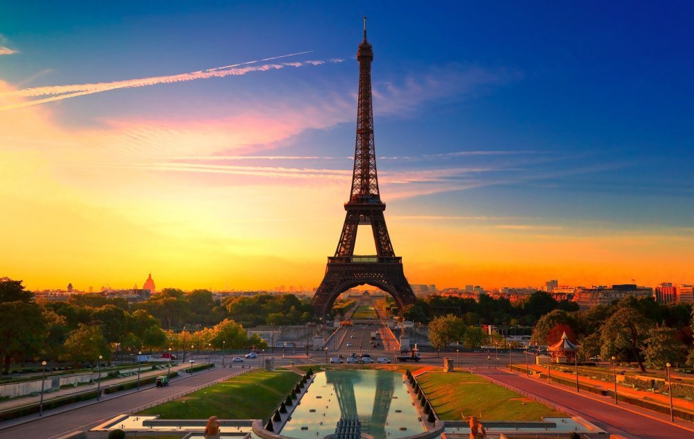 eiffel-tower-in-paris